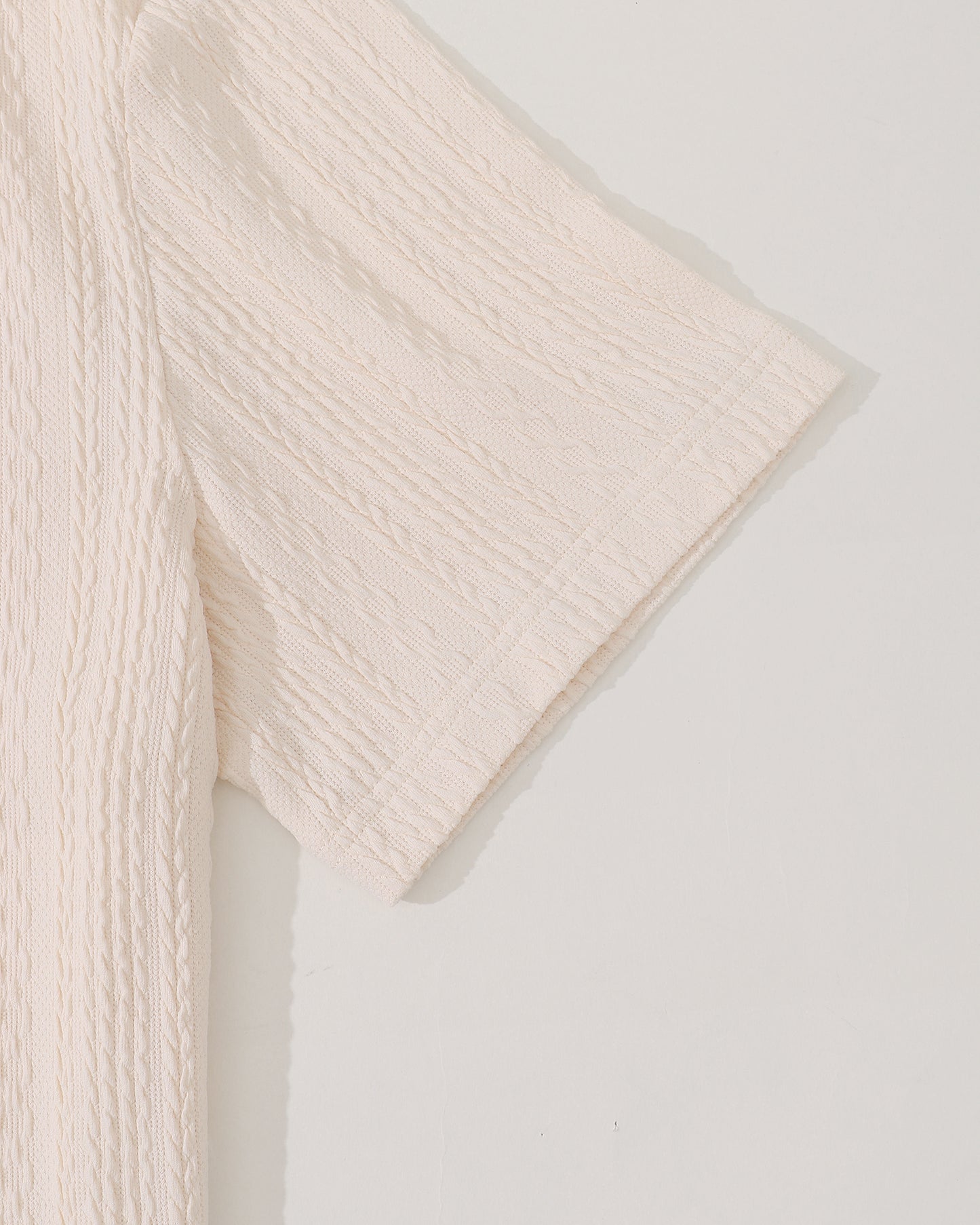 Classic Textured Polo Shirt in Cream , Cable-Knit Collar Golf Shirts