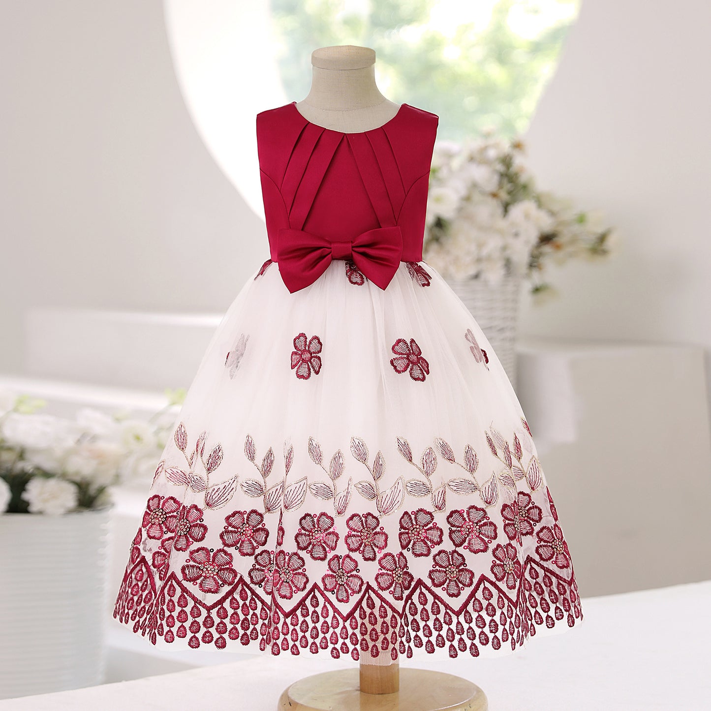 Toddler Baby Girls Princess Dress Floral Embroidery Gauze Sleeveless Round Neck Bow Dress 1PCS Princess Dress 2799